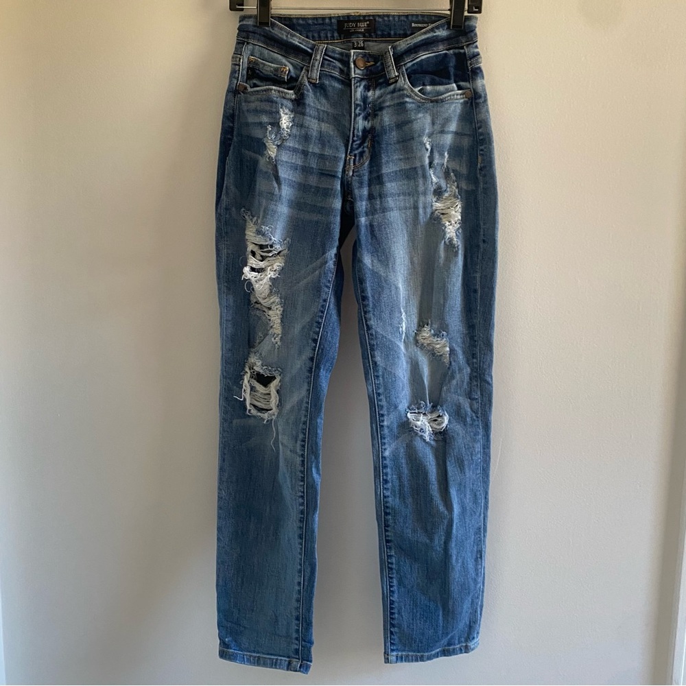 Judy Blue Mid-rise Boyfriend Fit Distressed Jeans